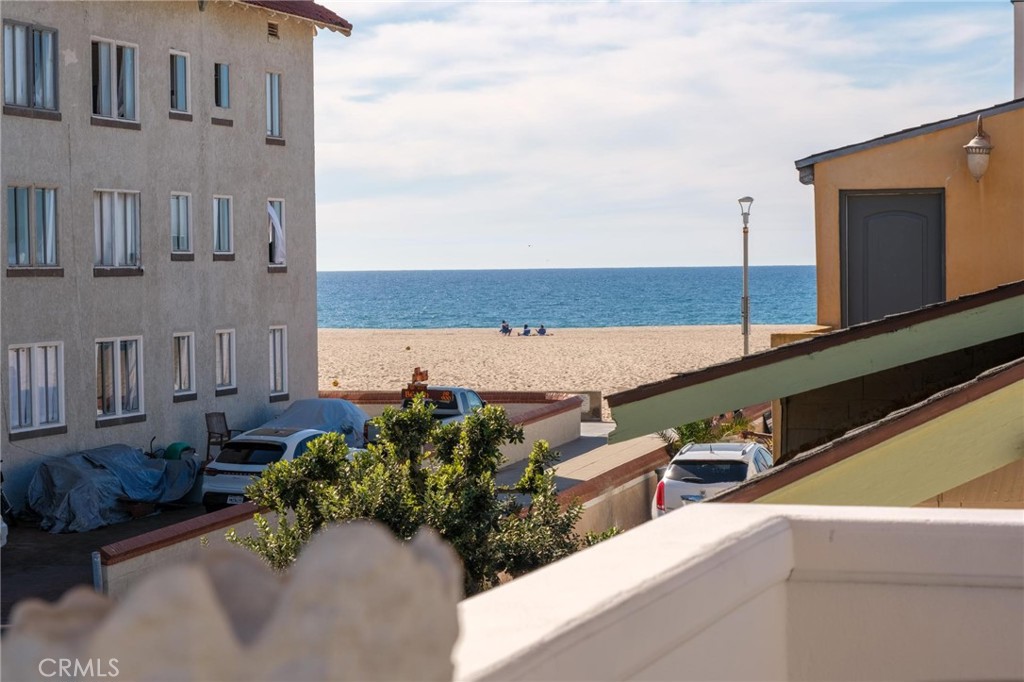 28 10th (9th St walkstreet)