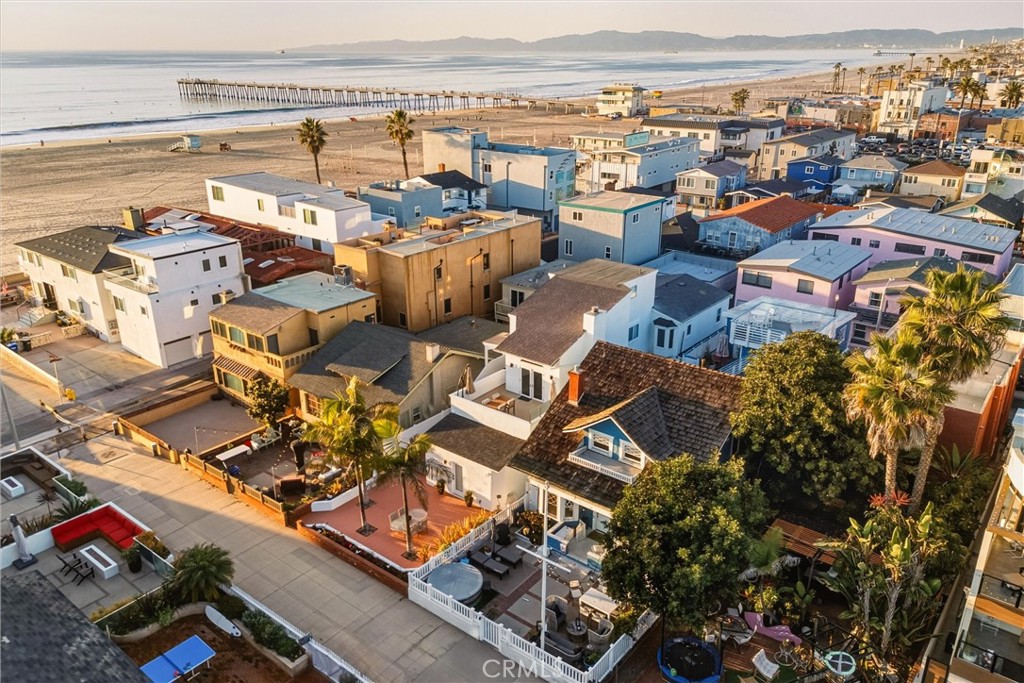 28 10th (9th St walkstreet)