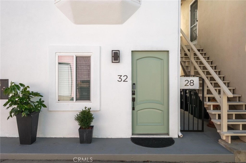 28 10th (9th St walkstreet)