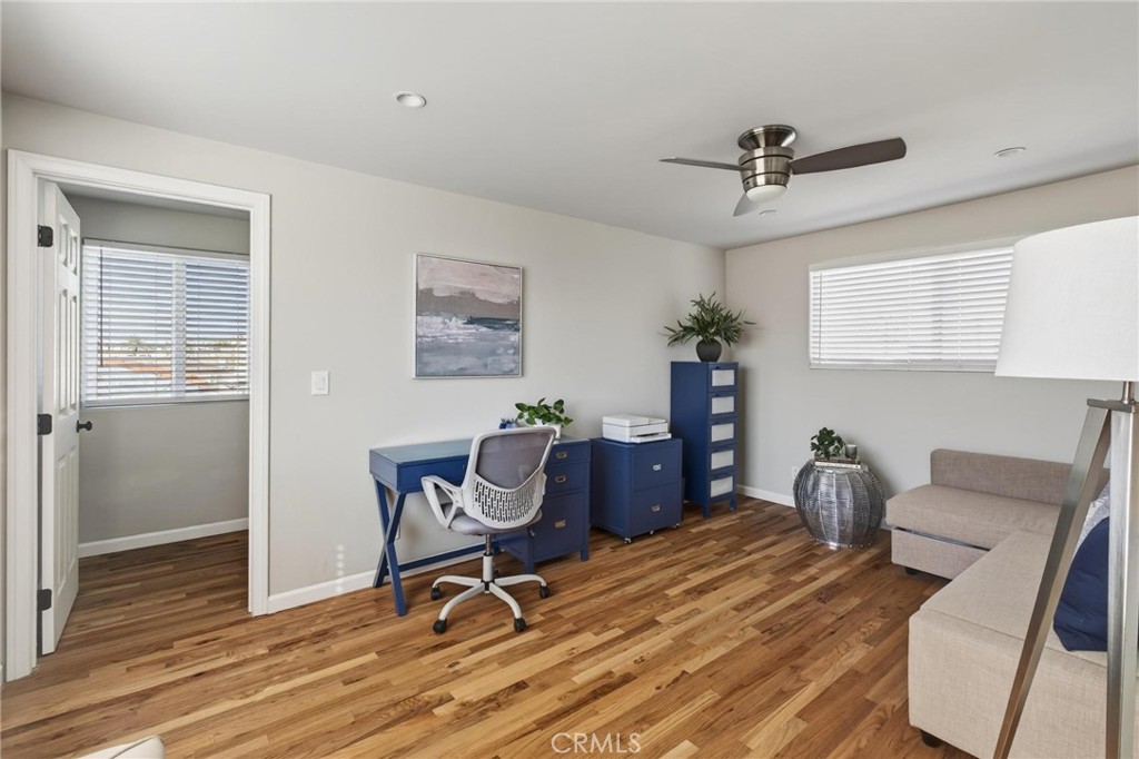 28 10th (9th St walkstreet)