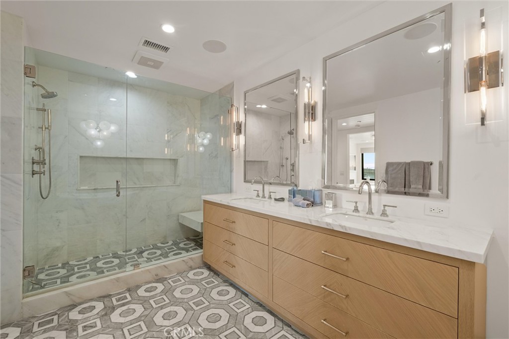 2200 The Strand B