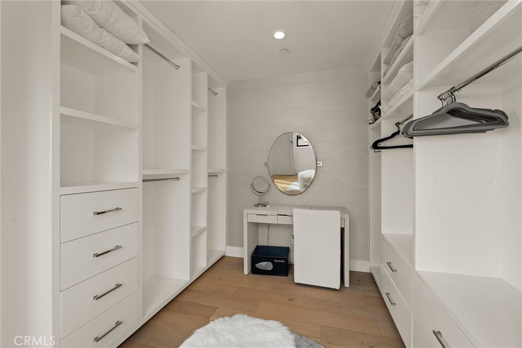 2200 The Strand B