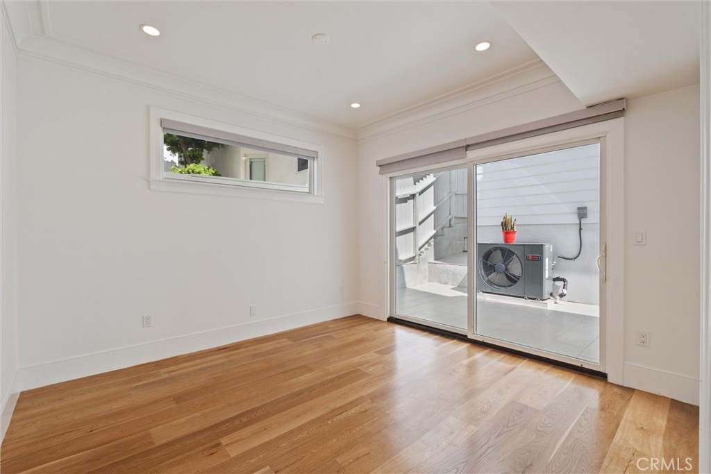 1200 Manhattan Avenue