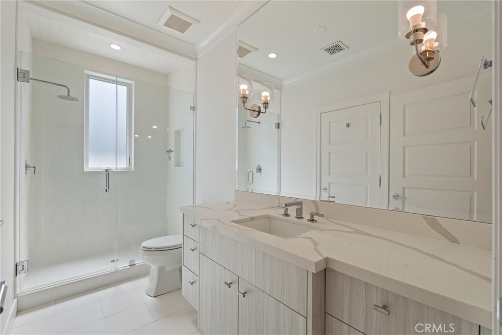 1200 Manhattan Avenue