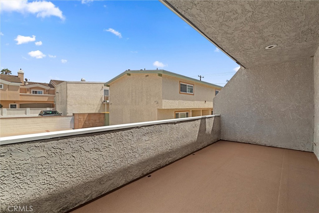 2609 Vanderbilt Lane 4