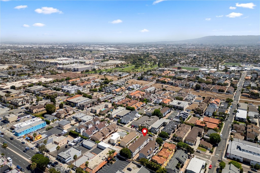 2609 Vanderbilt Lane 4