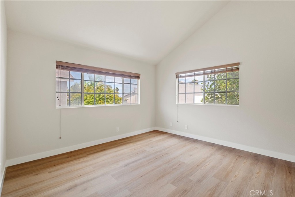 2609 Vanderbilt Lane 4