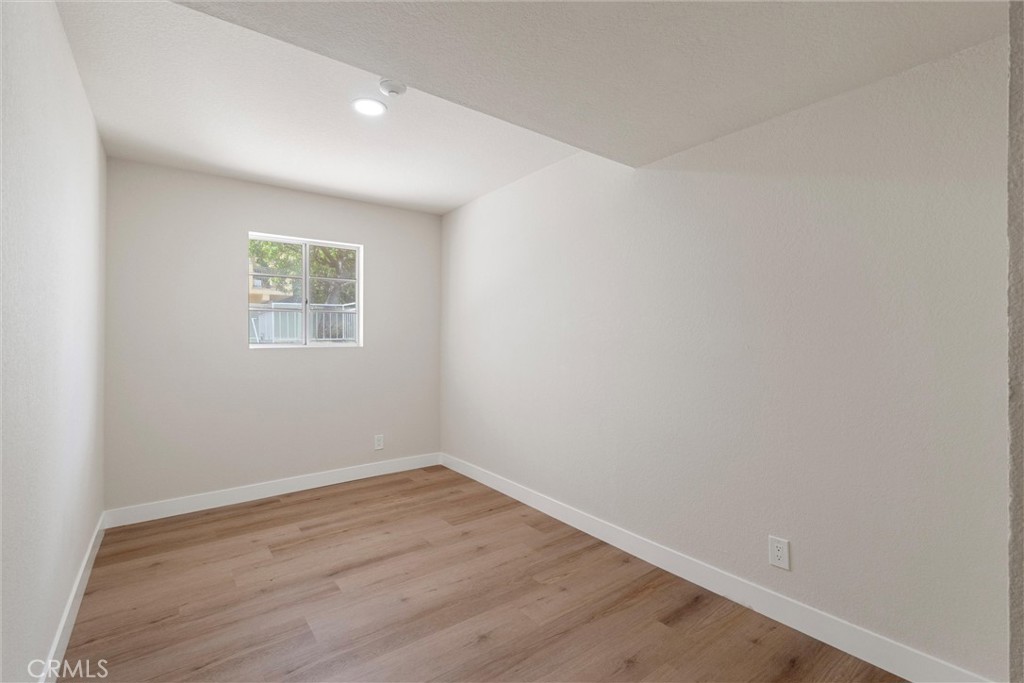 2609 Vanderbilt Lane 4