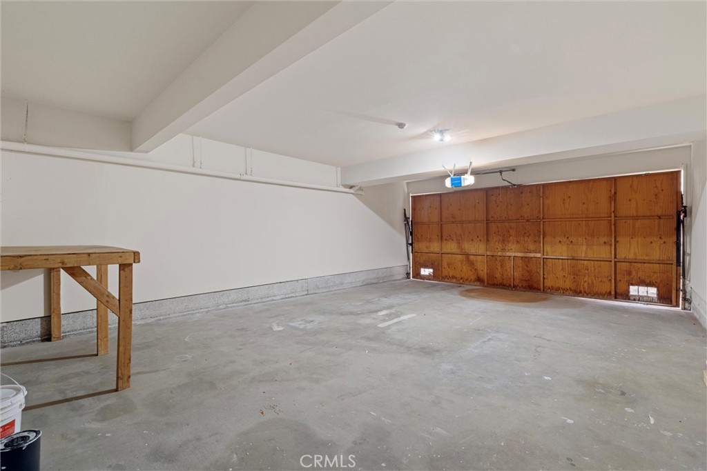 2609 Vanderbilt Lane 4