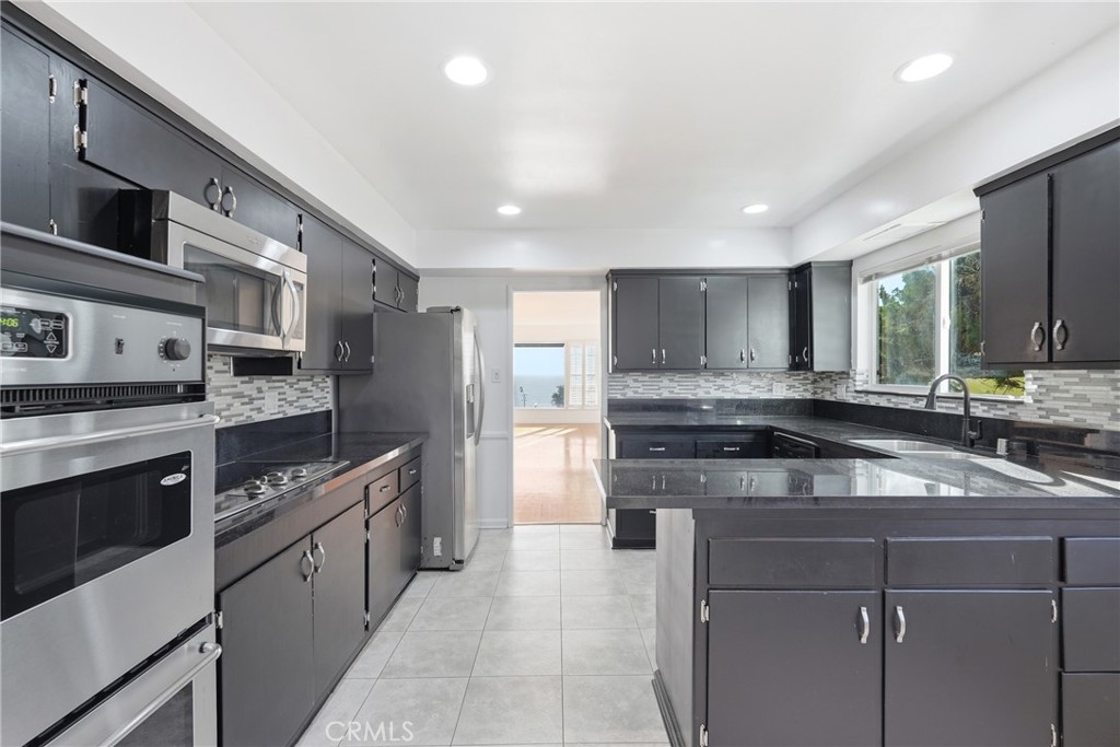 249 Waterview Street