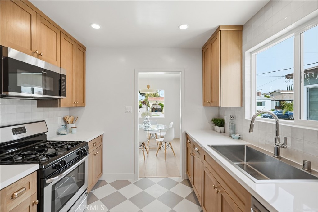 4750 W 133rd