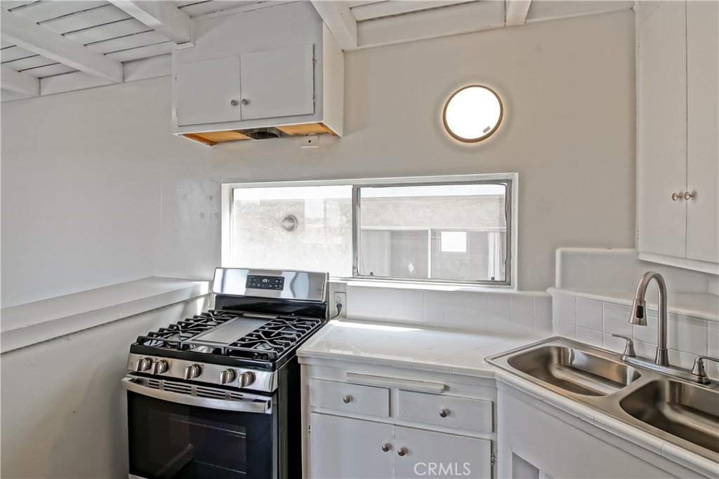 440 Rosecrans Avenue B