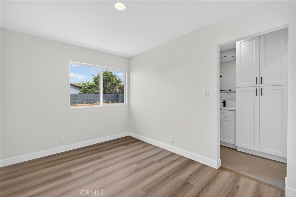 173 W 232nd Pl