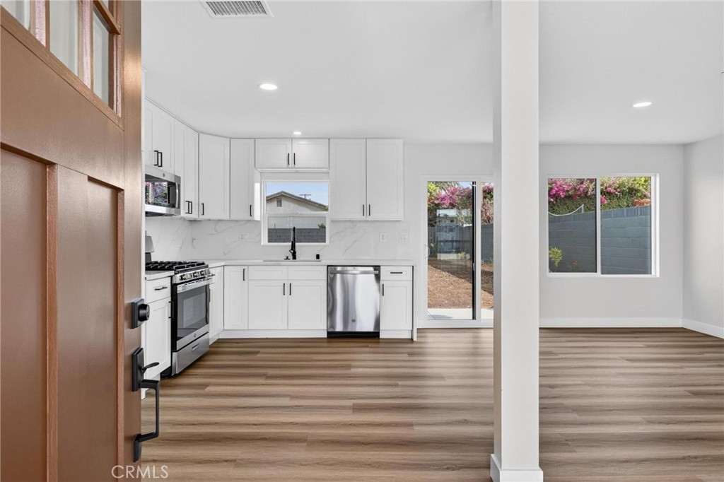 173 W 232nd Pl