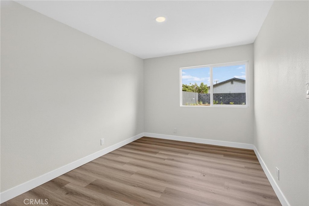 173 W 232nd Pl