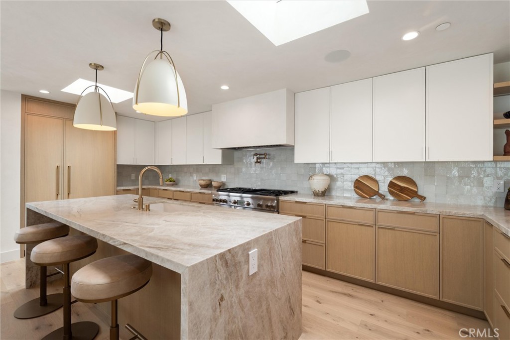 409 Crest Drive