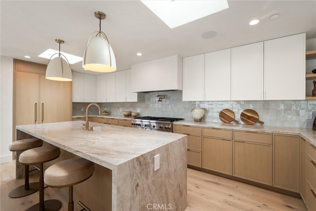 409 Crest Drive
