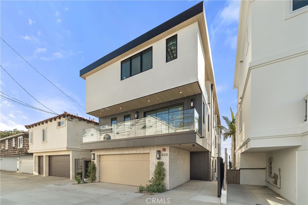 409 Crest Drive
