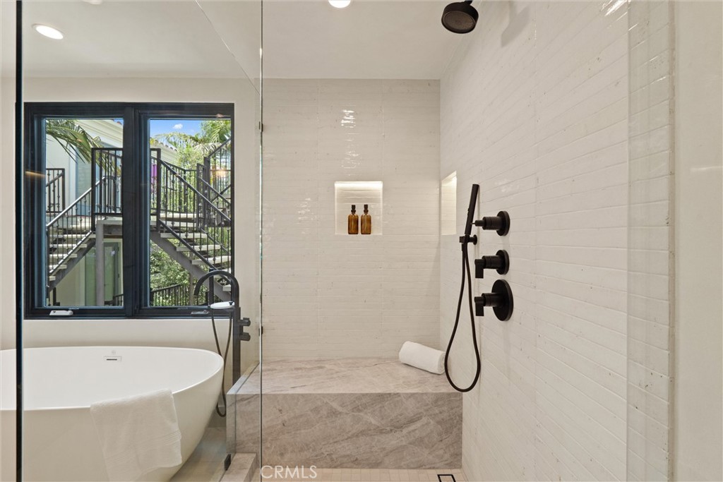 409 Crest Drive