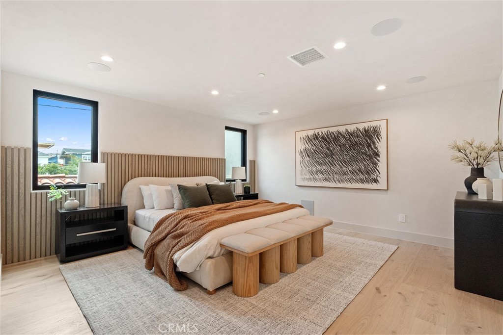 409 Crest Drive
