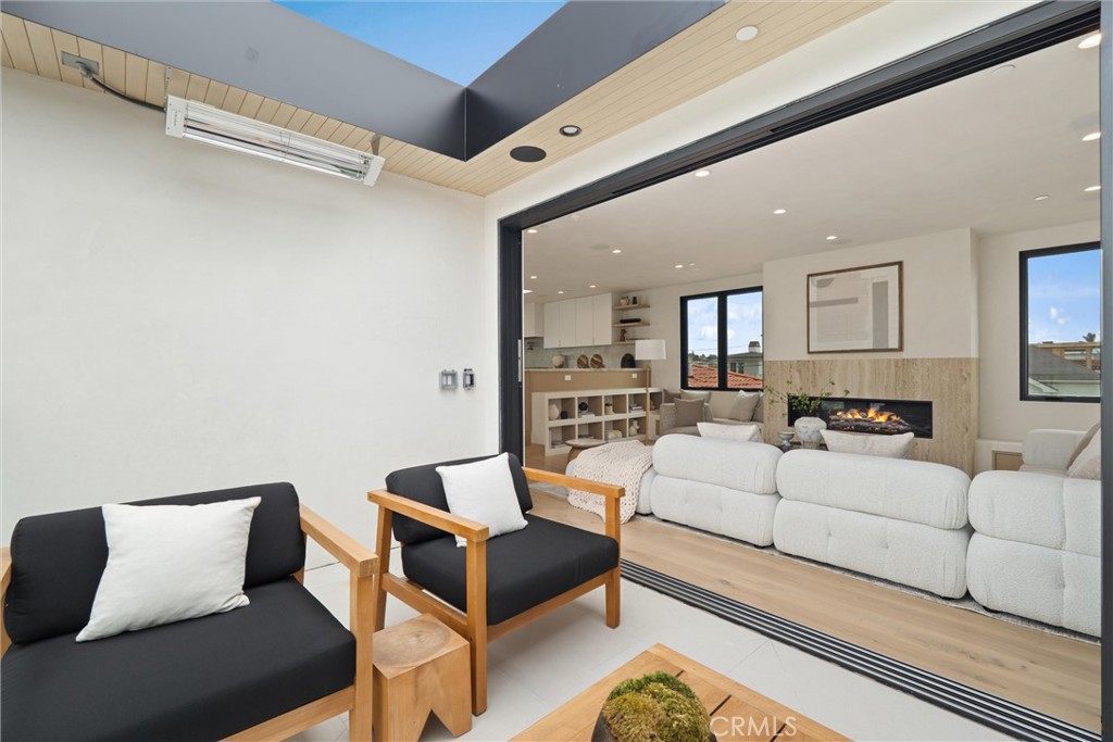 409 Crest Drive