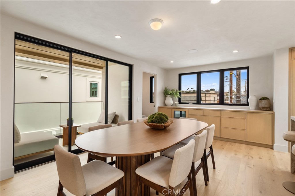 409 Crest Drive