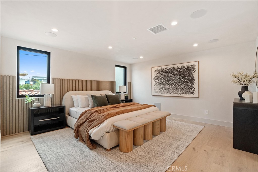 409 Crest Drive