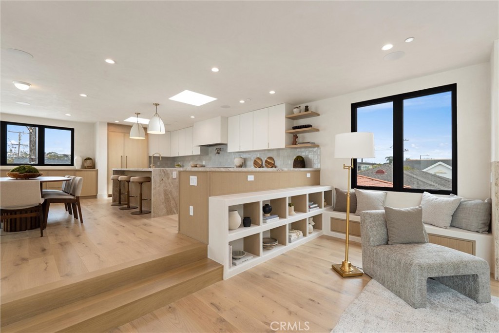 409 Crest Drive