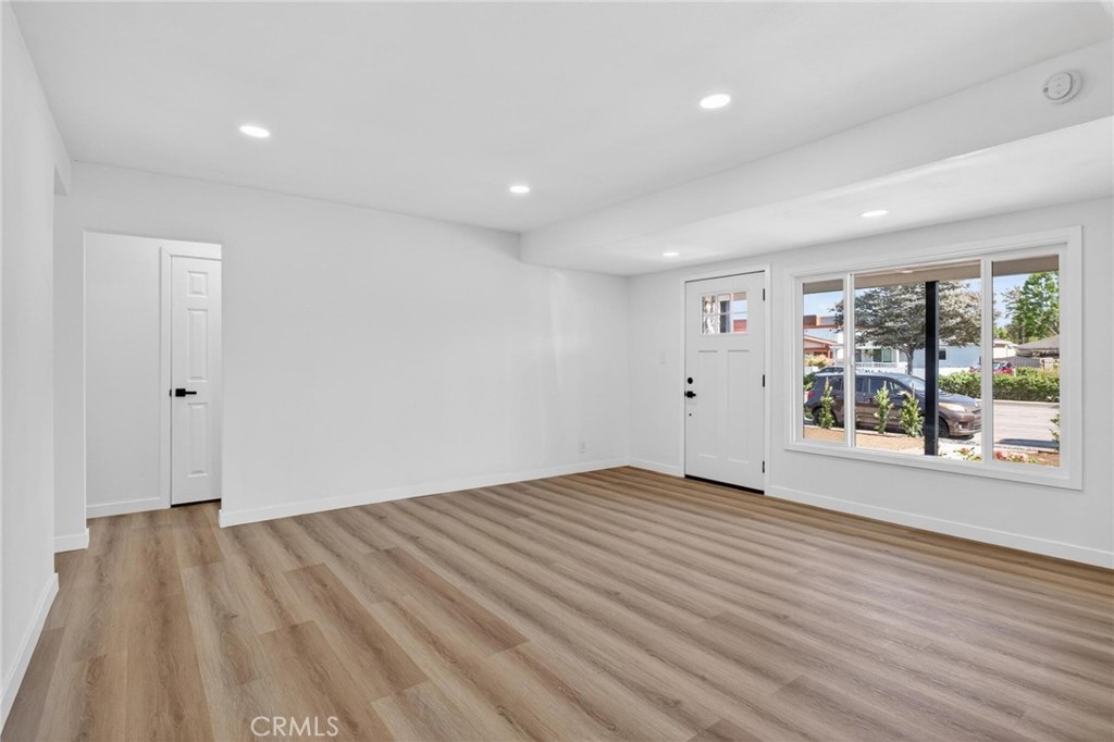 2265 Del Amo