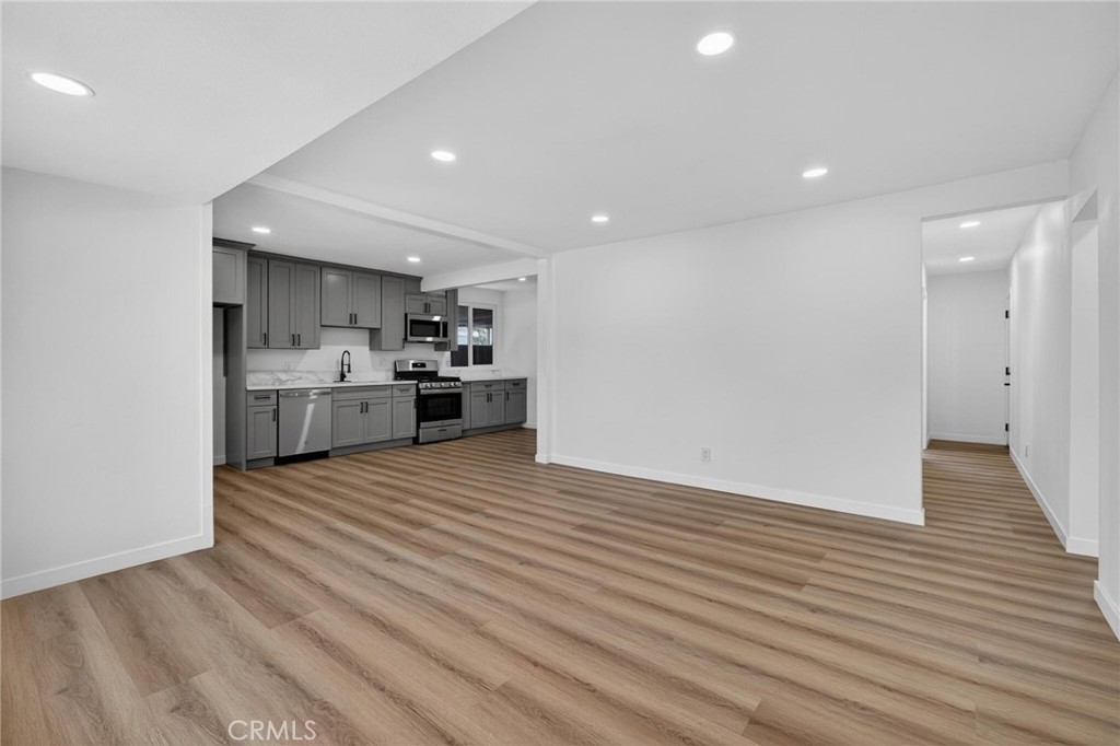 2265 Del Amo