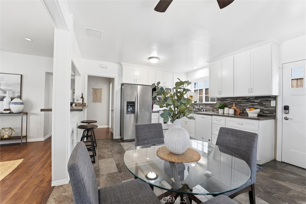 11937 S La Cienega