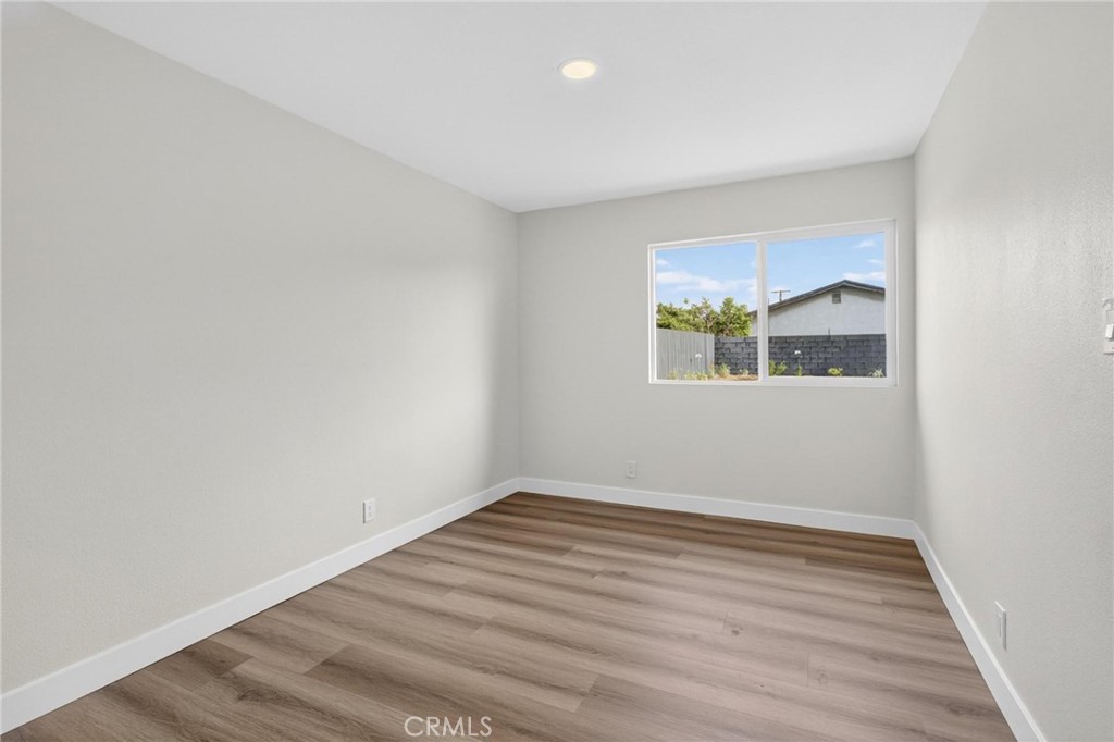 173 W 232nd Pl