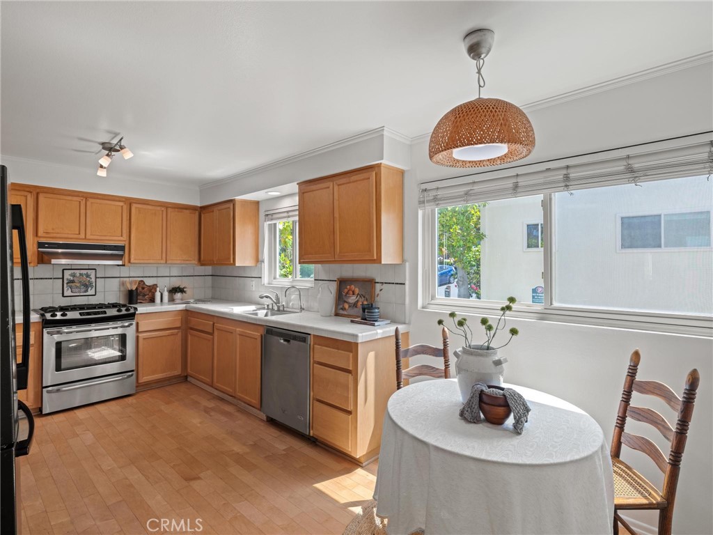 11260 Overland Avenue 19A