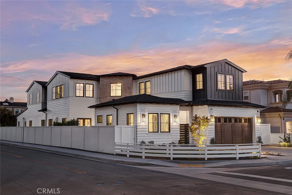 1658 Ruhland Ave Manhattan Beach Ca Us 90266 Sb26175689