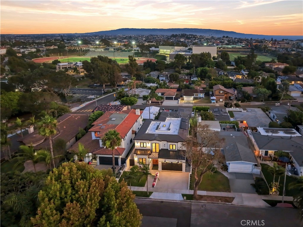 1346 Gates Ave.