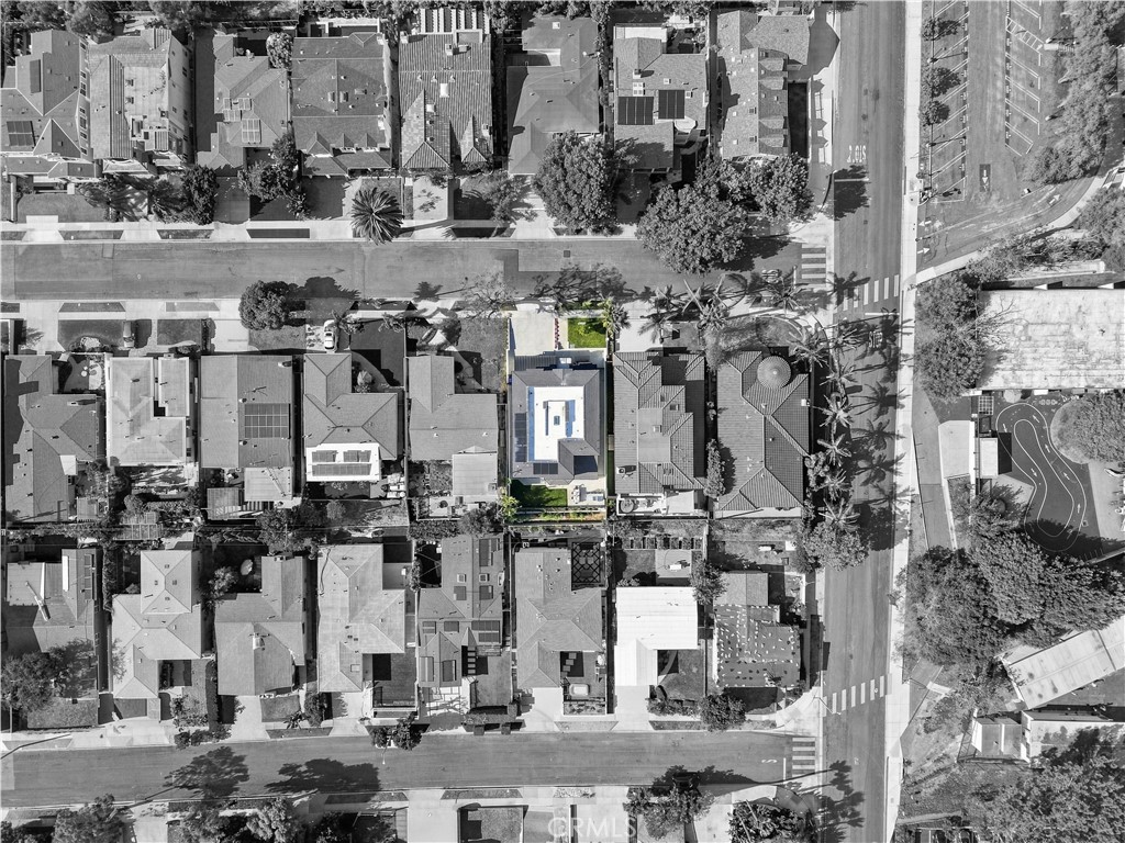 1346 Gates Ave.