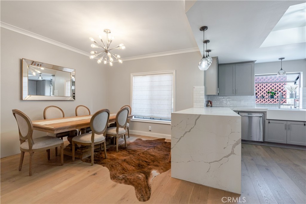 210 S Prospect