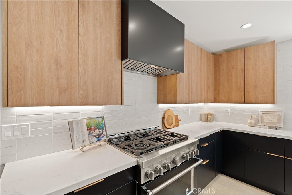 5030 Rolling Meadows Drive