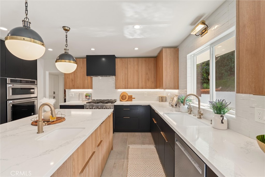 5030 Rolling Meadows Drive
