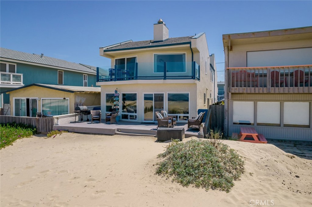 1652 Strand Way