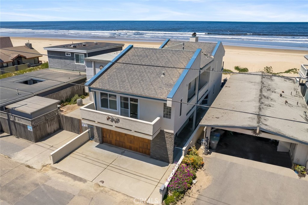 1652 Strand Way