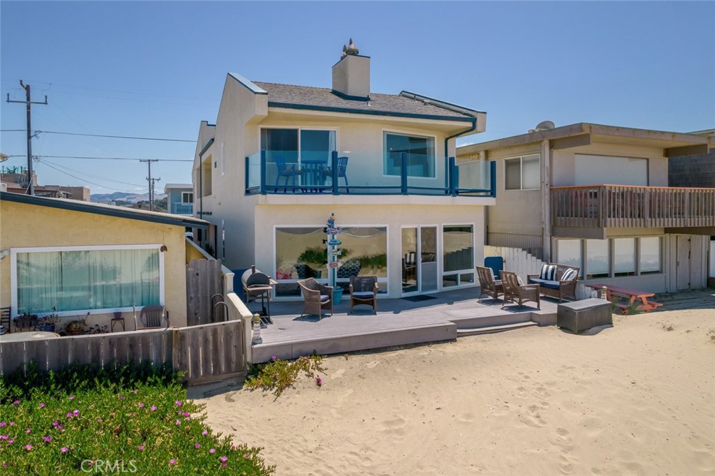 1652 Strand Way