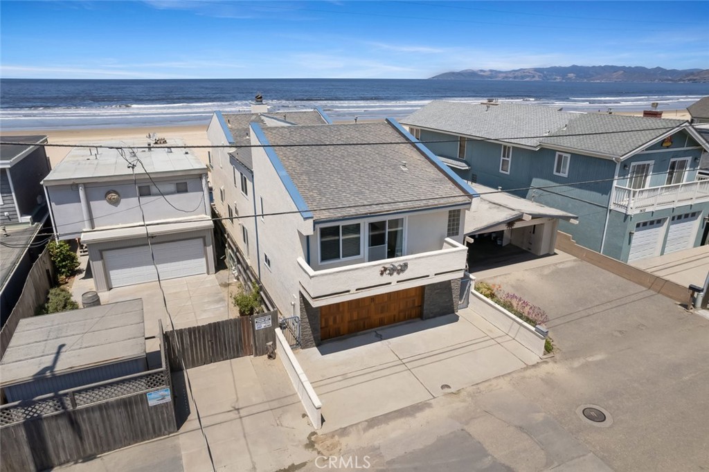 1652 Strand Way