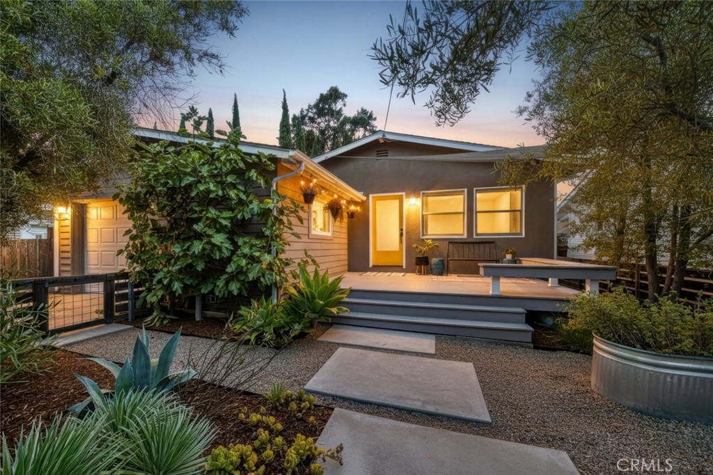 430 Sandercock Street