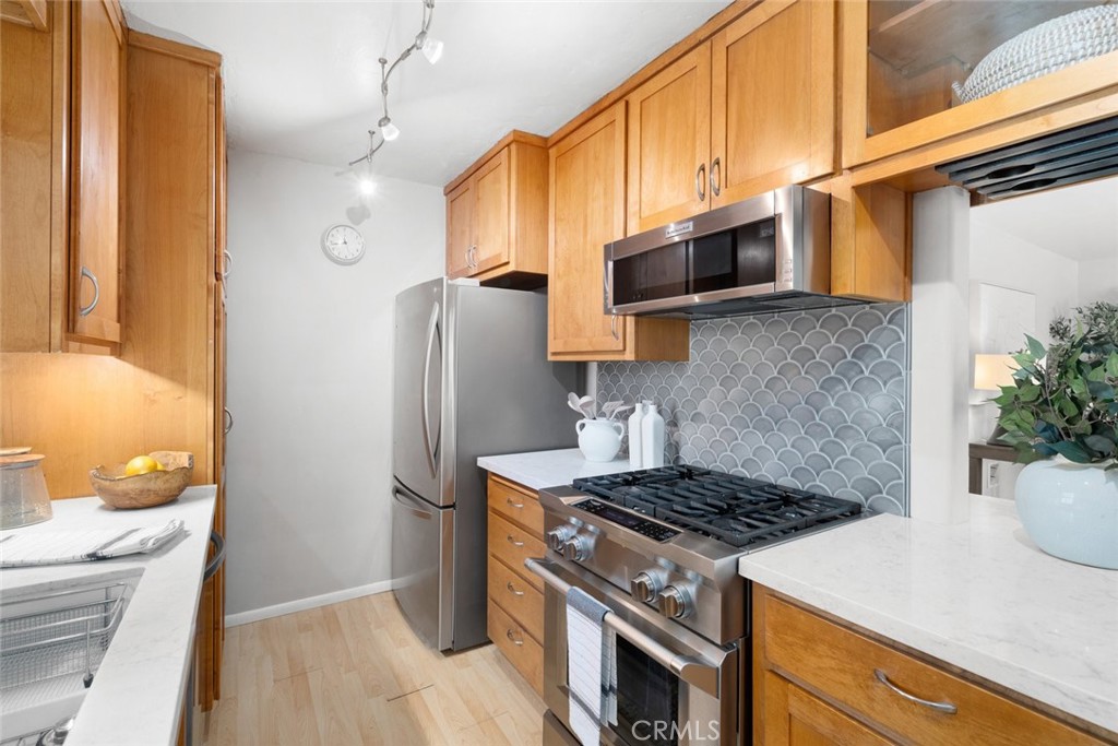 430 Sandercock Street