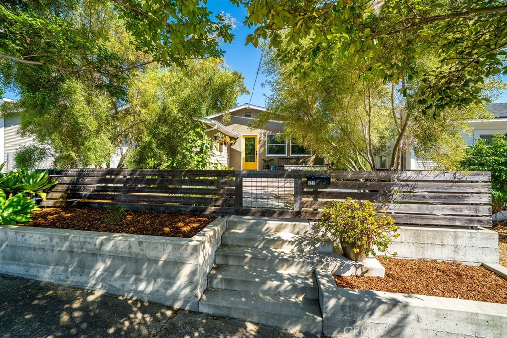 430 Sandercock Street