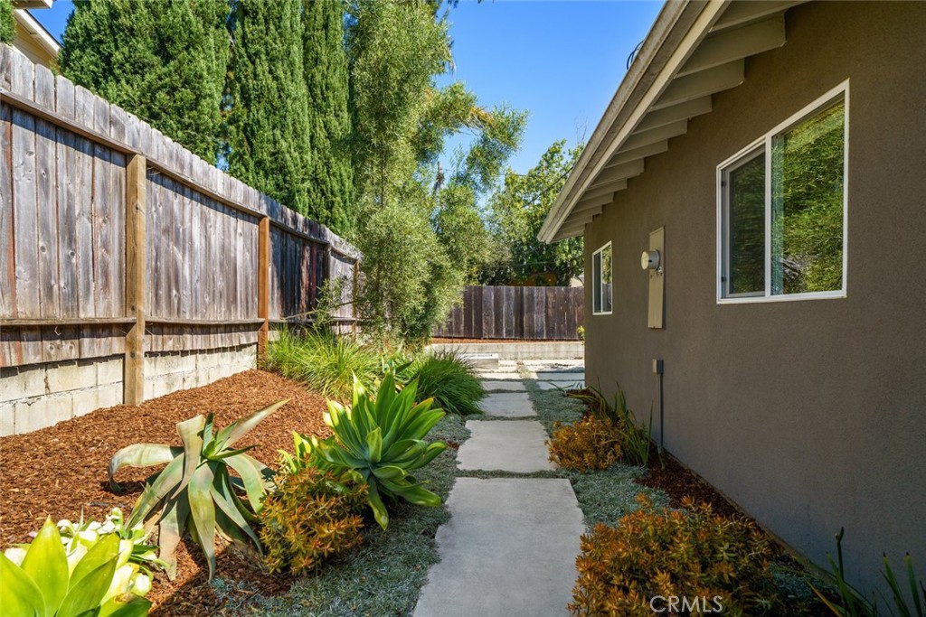 430 Sandercock Street