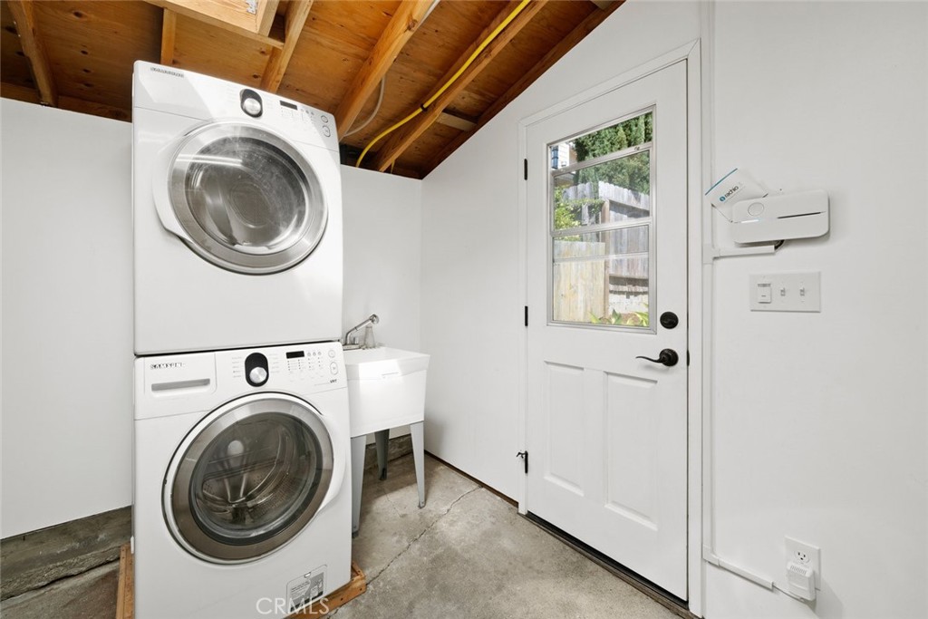 430 Sandercock Street