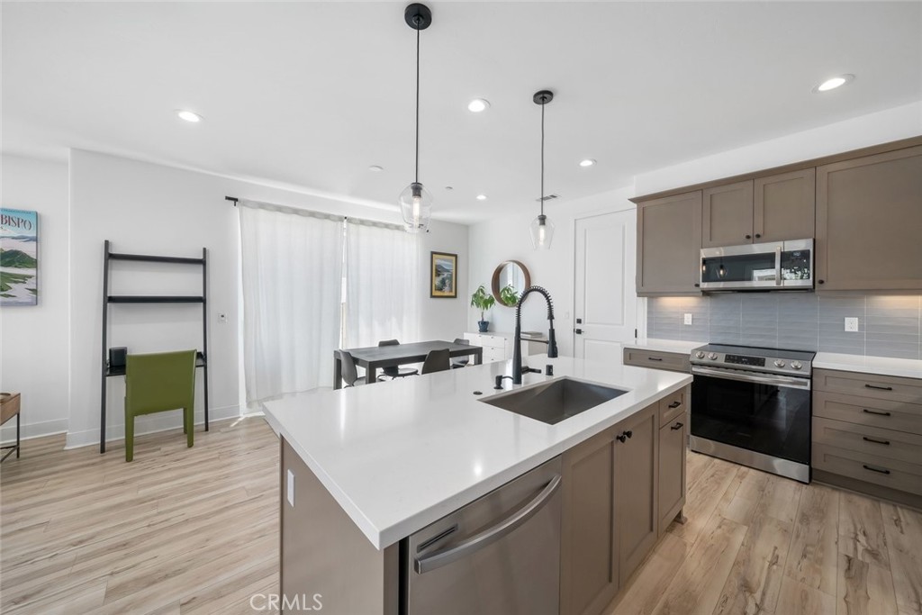 1885 San Luis Ranch