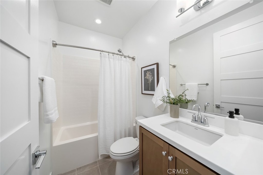 3818 Hatchery Lane 3